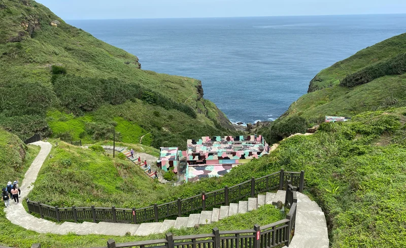 Northeast Point Bitoujiao Park & San Diaojiao Lighthouse & Waiao Beach & Lanyang Museum Day Tour