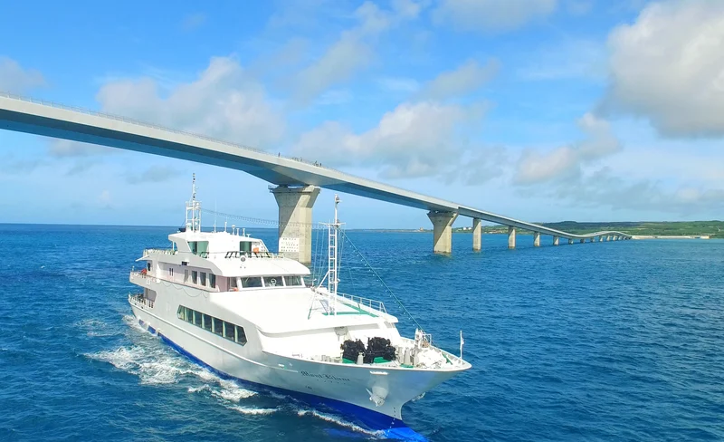 Buffet Cruise in Miyako Island