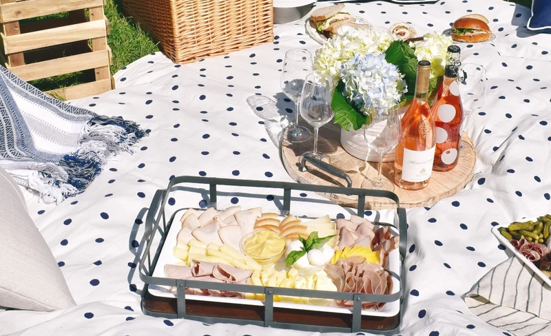 Central Park Picnic in New York with Full Day Bike Rental