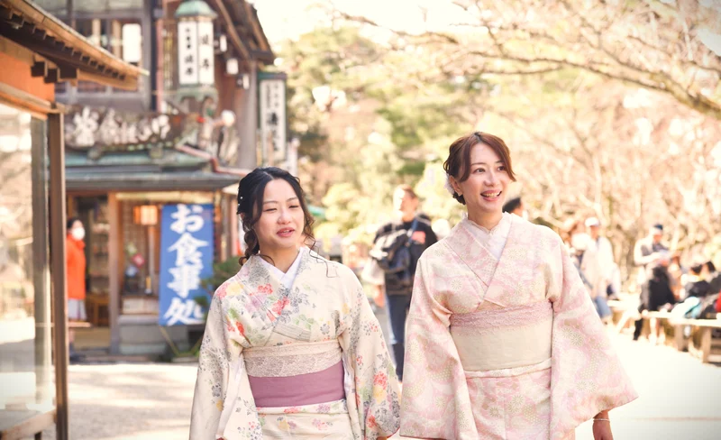 VASARA Kimono and Yukata Rental in Kanazawa