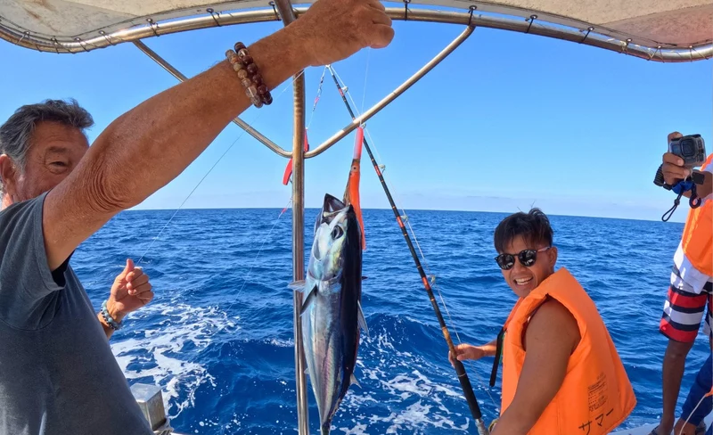Private Charter Boat Fishing & Trolling Experience in Okinawa