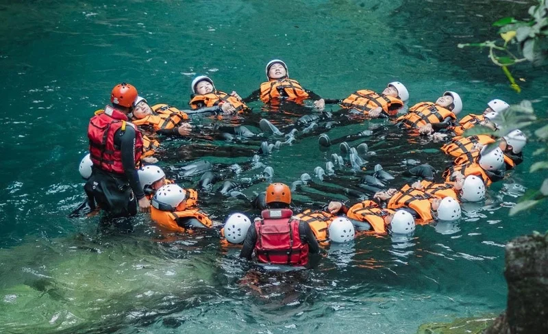 Hualien One-Day River Tracing Tour