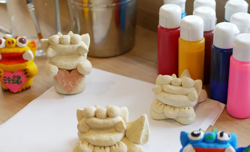 Shisa Painting Experience in Okinawa