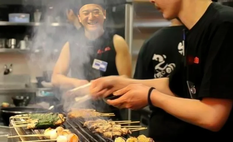 Shinjuku 3hr Food Tour Featuring Two Classic Japanese Dishes