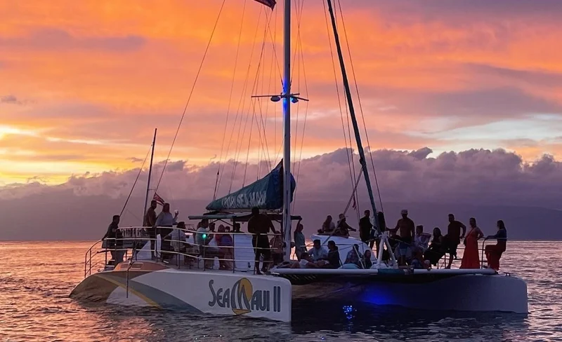 Premium Sunset Dinner Cruise from Kaanapali Beach