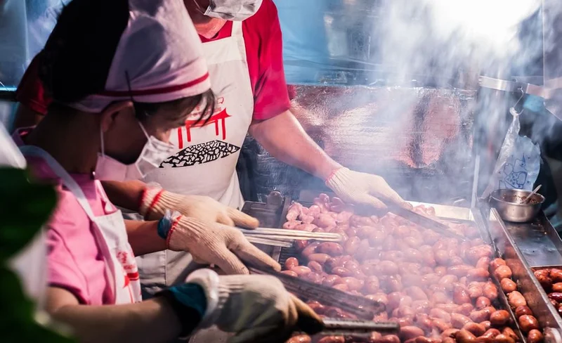 Keelung Night Market Food Tour