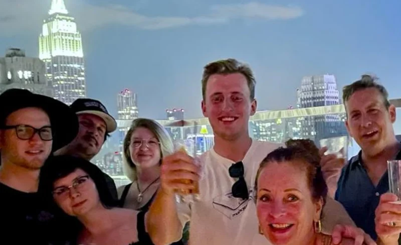 Ultimate Rooftop Bar & Lounge Night Tour NYC