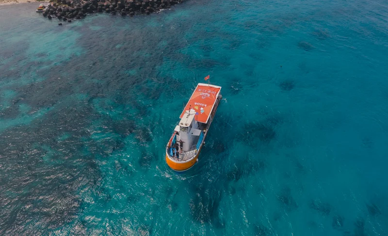 Xiaoliuqiu Semi-Submarine & 3 Water Activities Experience