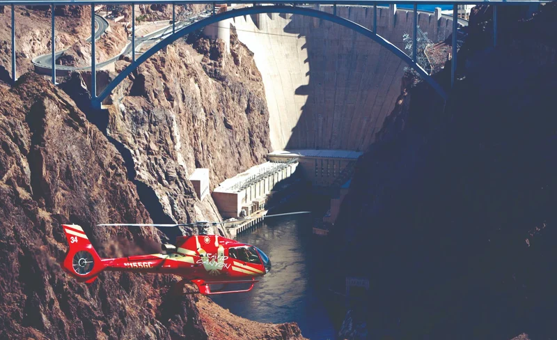 Hoover Dam & Las Vegas Strip Flight by Helicopter Experience