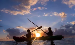 Yilan｜Dongao Bay Sea Canoe・SUP Stand Up Paddle Experience