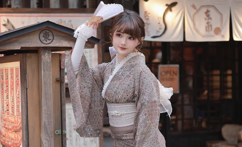 Asakusa Kimono/Yukata Rental & Photography Experience (Tokyo/Sakura Kimono Oukakimono provided)