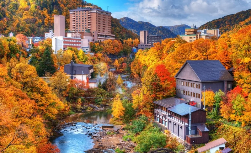 Jozankei Onsen, Otaru & Shiroi Koibito Park Day Tour from Sapporo