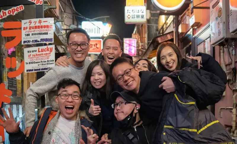 Tokyo Local Bar & Izakaya Crawl Evening Tour in Shinjuku Area