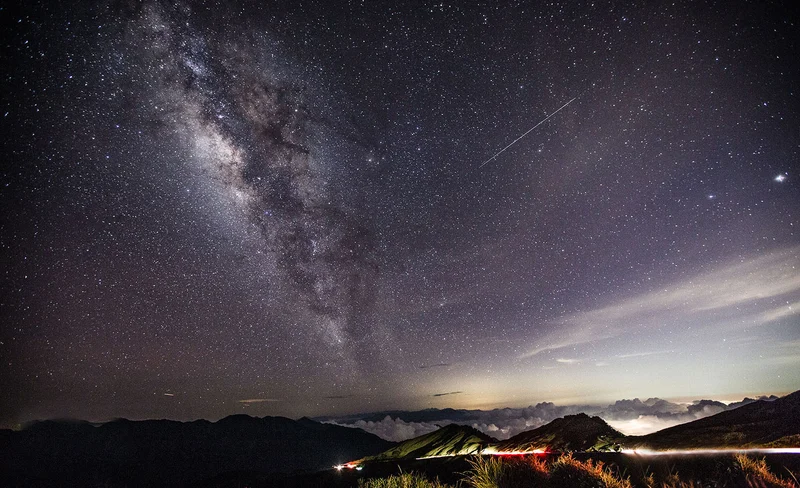 Taichung to Cingjing Shared Sightseeing Transfer (Stargazing Tour)