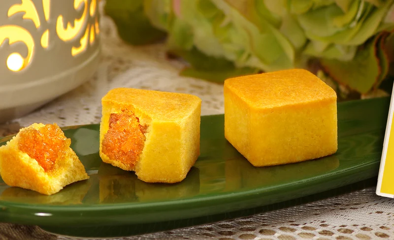 Sunmerry Pineapple Cake Souvenir Set-Delivery Service / Airport Pick Up