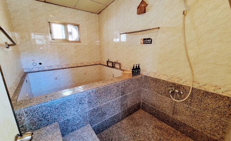 Pingtung: Shexia Liyu Hot Spring Resort Double Hot Spring Room