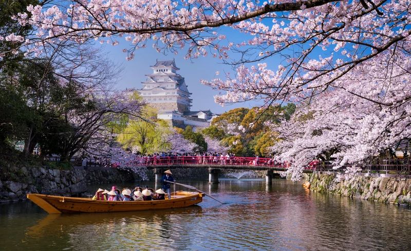 Himeji Castle, Koko-en & Engyoji Temple Private Day Tour from Osaka