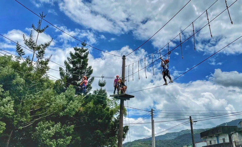Yilan: Tiansongpi Railway Station | High Rope Experience / DIY Kiln Baked Pizza / Bicycle Rental