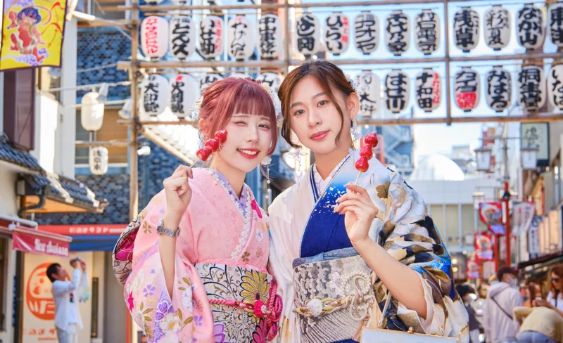 Kimono rental experience & photo shoot in Asakusa by KANON
