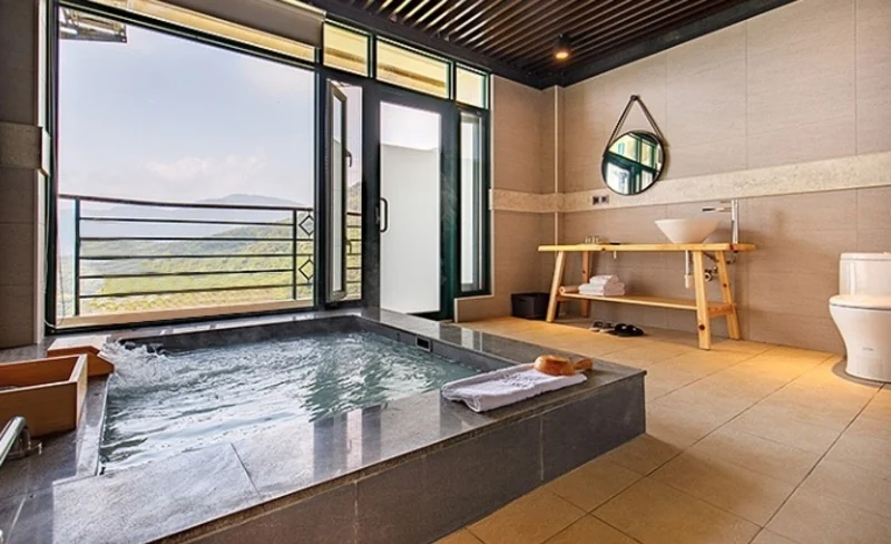 Taipei: Yangming Hot Spring Resort -Hot Spring House & Afternoon Tea