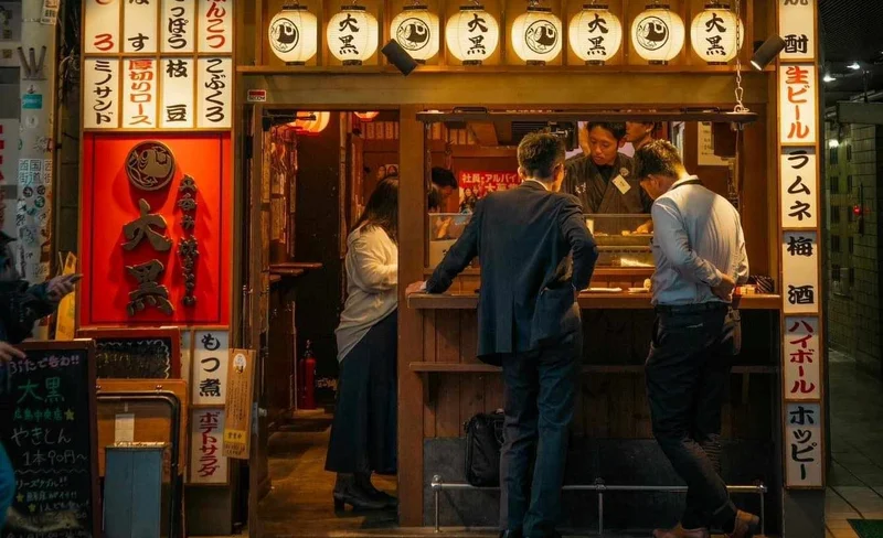 Osaka City,Majical Neon Lights and Hidden Alleys In Namba Food Tour