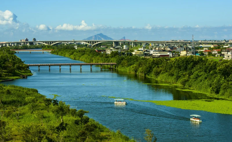 Electric Boat and Water Bicycle Experience