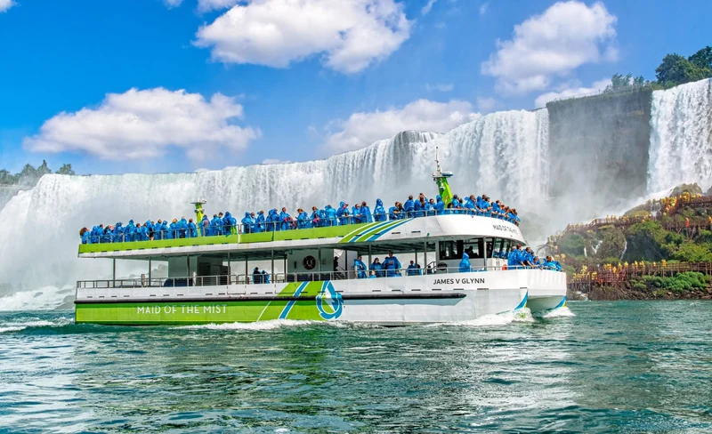 Niagara Falls, Maid of the Mist, and Cave of the Winds Tour