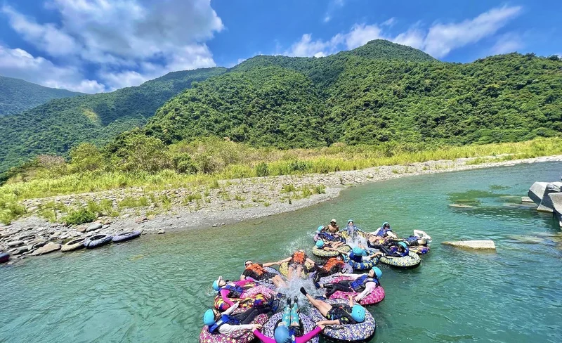Yilan: Nan'ao Nanxi White Water Rafting River & Parent-child River Tracing Experience
