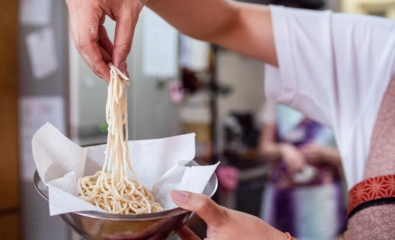 Homemade Noodle Making in Osaka (2.5 Hour)