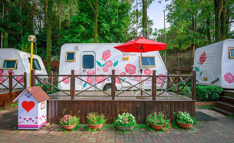Glamping in Chiayi by Poetic Floral Caravan