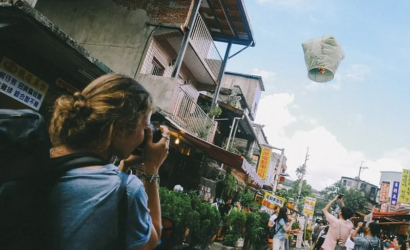 Half Day Private Tour: Jiufen, Shifen Waterfall & Pingxi Sky Lantern