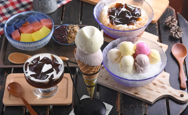 Right Ice Cream at Sun Yat-Sen Memorial Hall