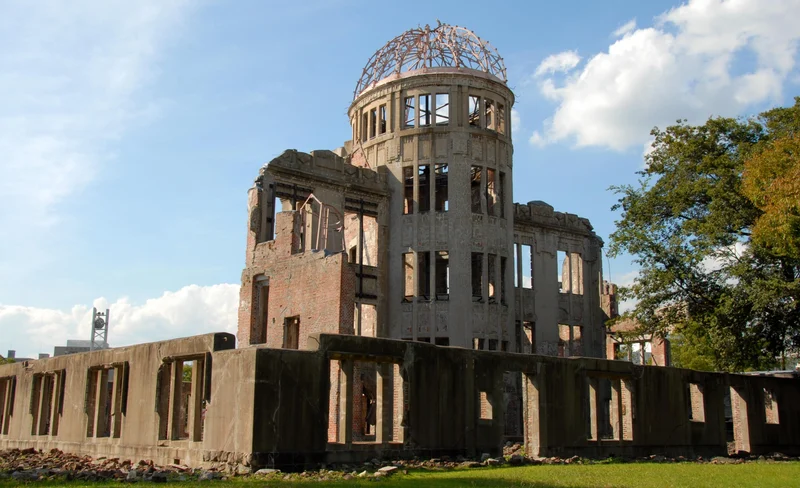 Hiroshima and Miyajima 1 Day Bus Tour with Indian Lunch