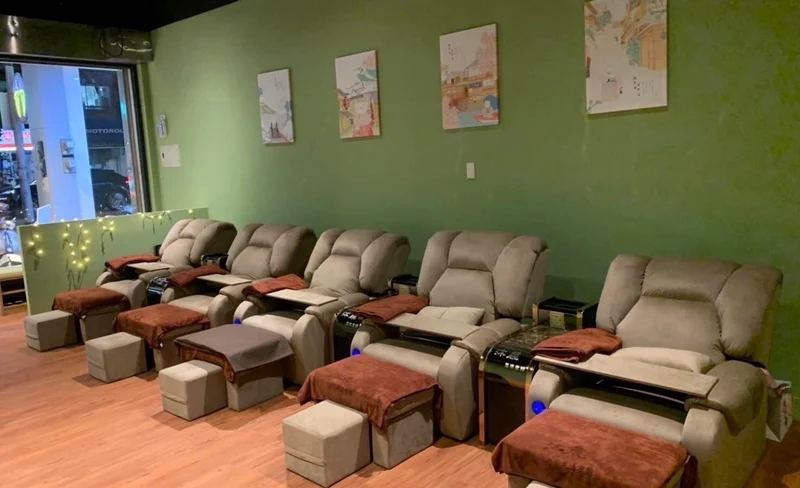 Traditional Foot Massage and Finger Pressure Massage at Mu Chen Massage (Phone Reservation Required)