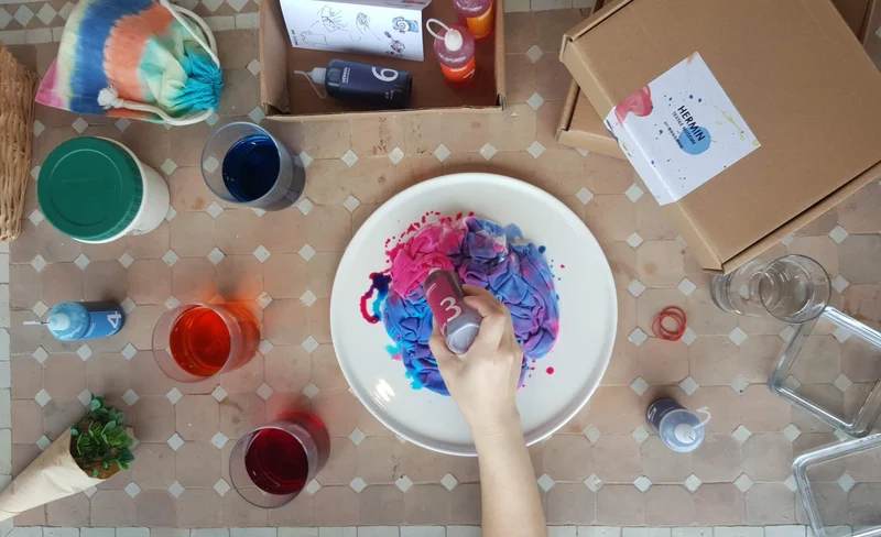 Tainan: Heming Textile Museum - Hand-dyed textile DIY experience