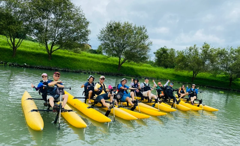 Water Bike Experience in Yilan Dongshan River