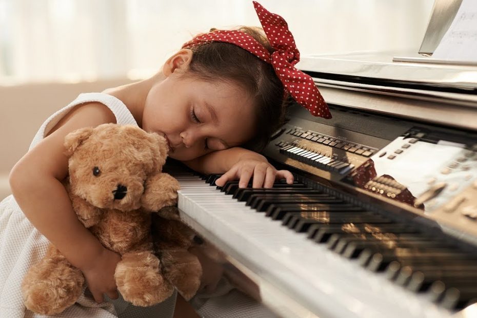 Go To Sleep: Piano Sleep Music, Sleeping Music, Soothing Relaxation ★45
