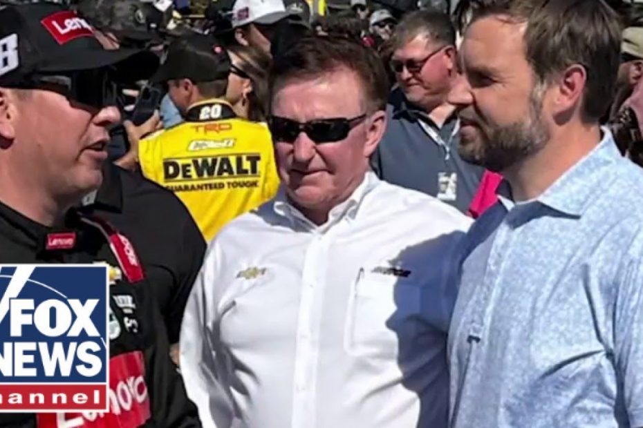 NASCAR legend describes crowd's reaction to JD Vance appearing at Charlotte race