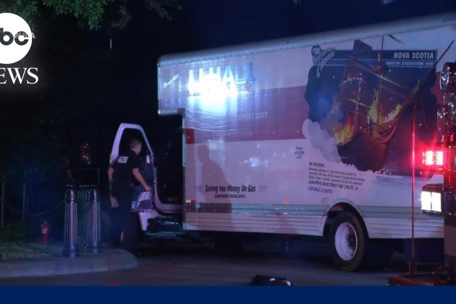Driver of U-Haul truck that slammed White House barricade charged | ABCNL