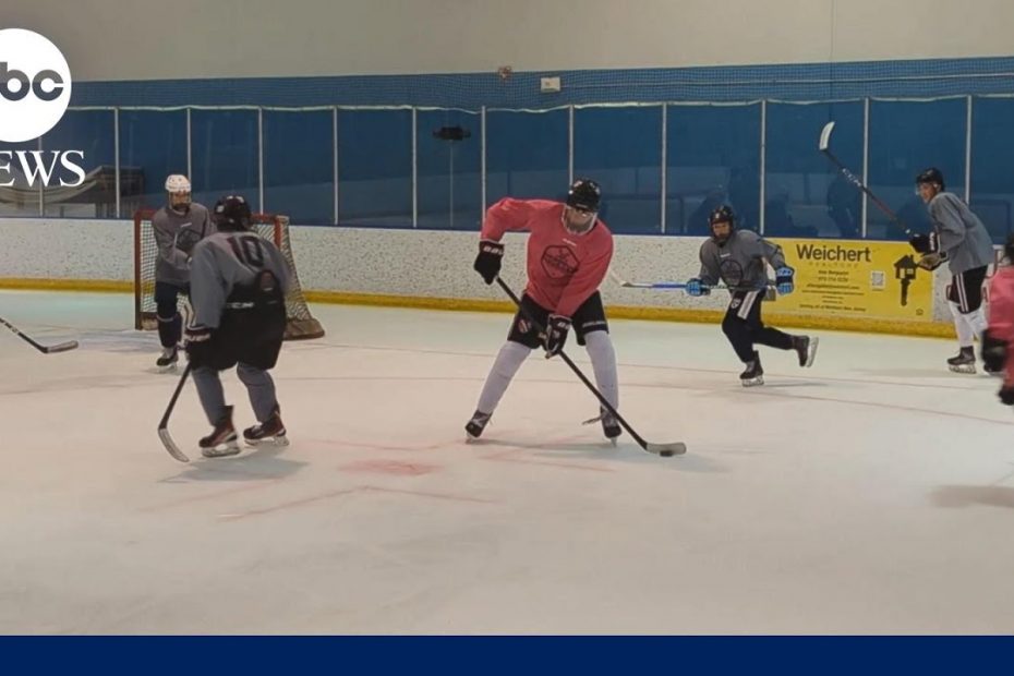 High school student brings joy to children’s hospital with hockey games | ABCNL