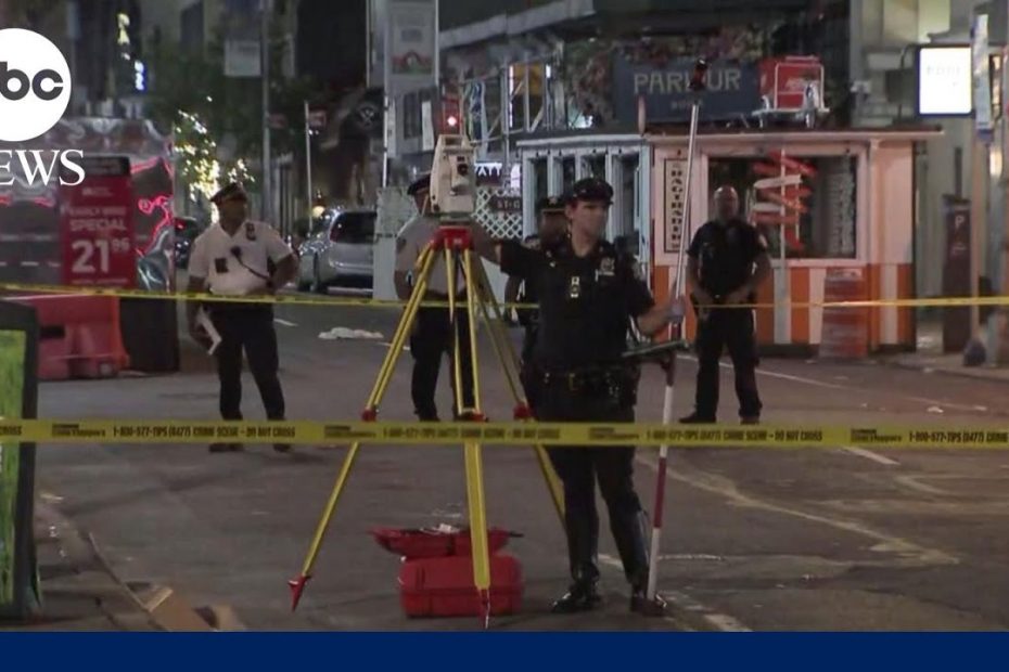 7 people struck in hit-and-run in Manhattan
