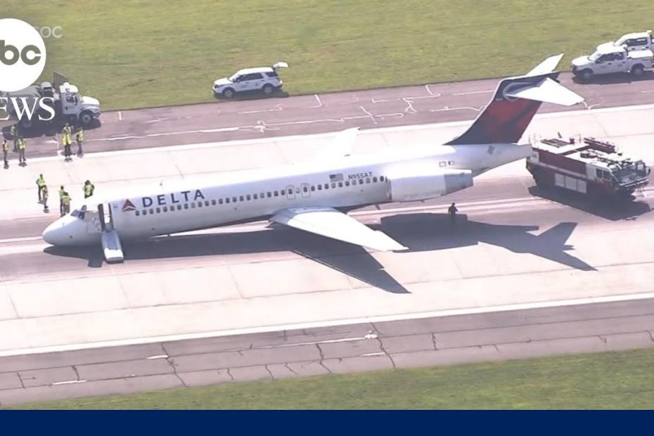Delta flight makes emergency landing without gear