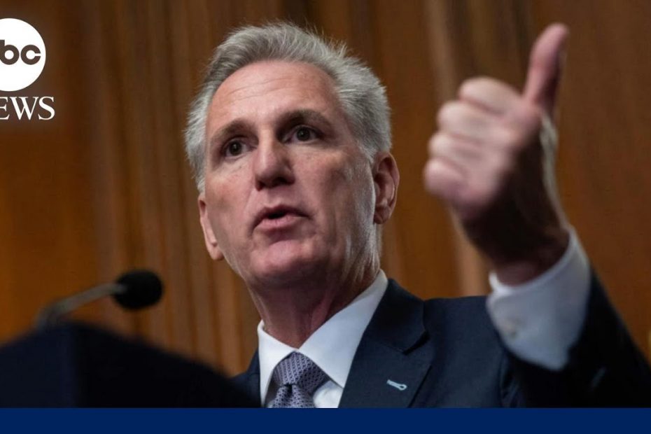Lawmakers delay government shutdown
