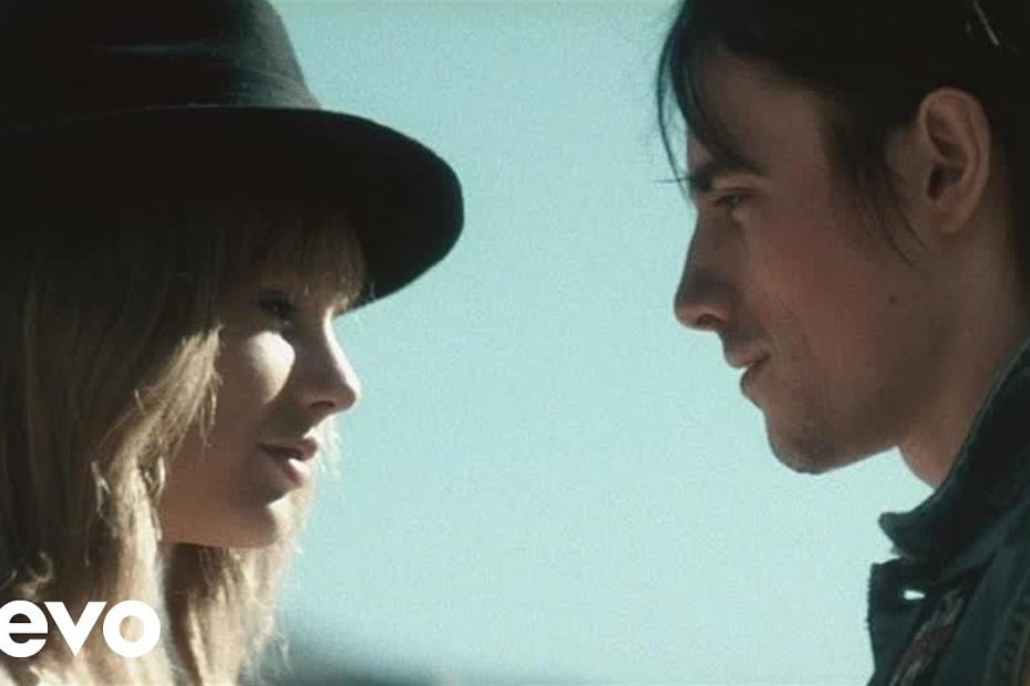 Taylor Swift - I Knew You Were Trouble