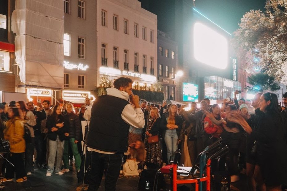Backstage Footage Of AMAZING Street Show | Luke Silva - When I Was Your Man (Bruno Mars Cover)
