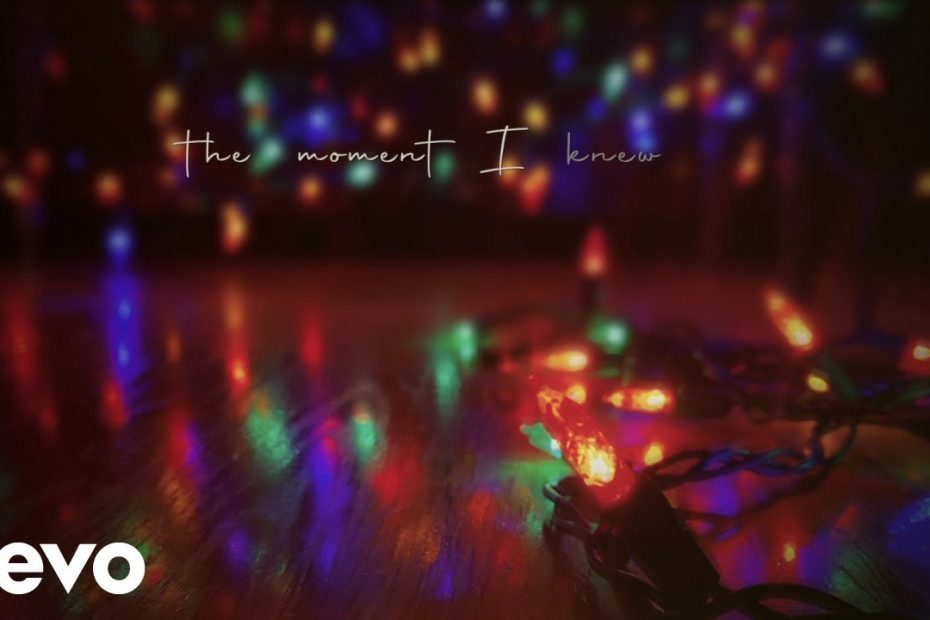 Taylor Swift - The Moment I Knew (Taylor's Version) (Lyric Video)