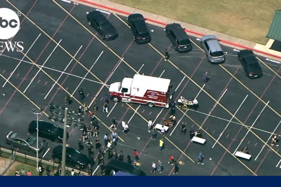 2 students, 2 teachers killed in Georgia high school shooting