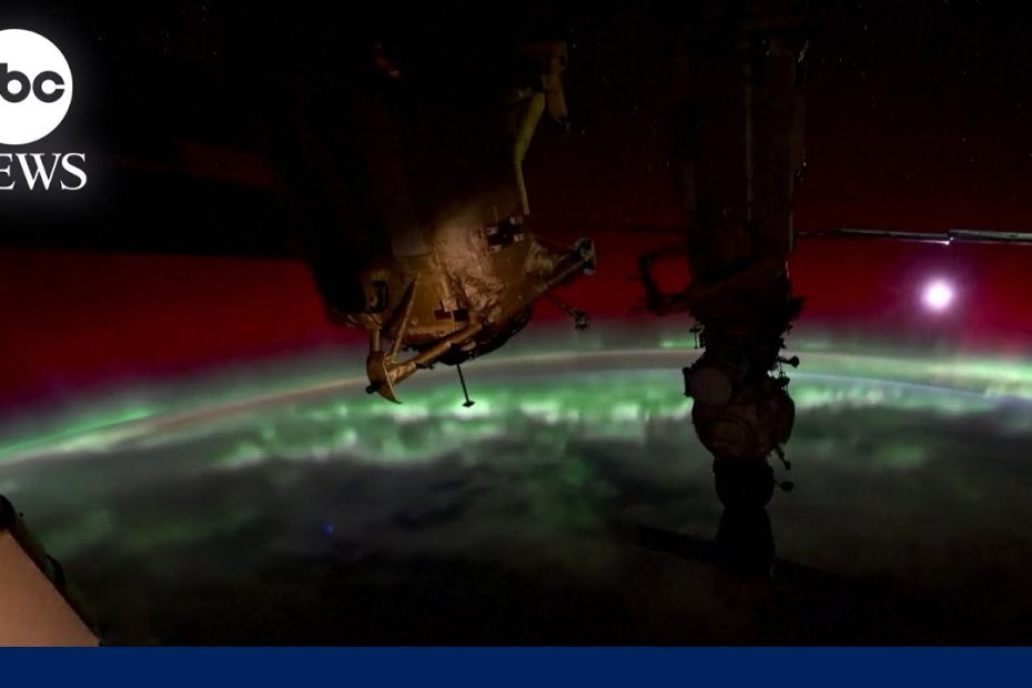 Timelapse shows moon setting into glowing aurora borealis as seen from International Space Station