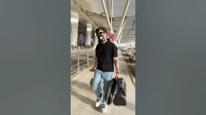 Travel Vlog✈️ *DELHI To MUMBAI* #shorts #vlog