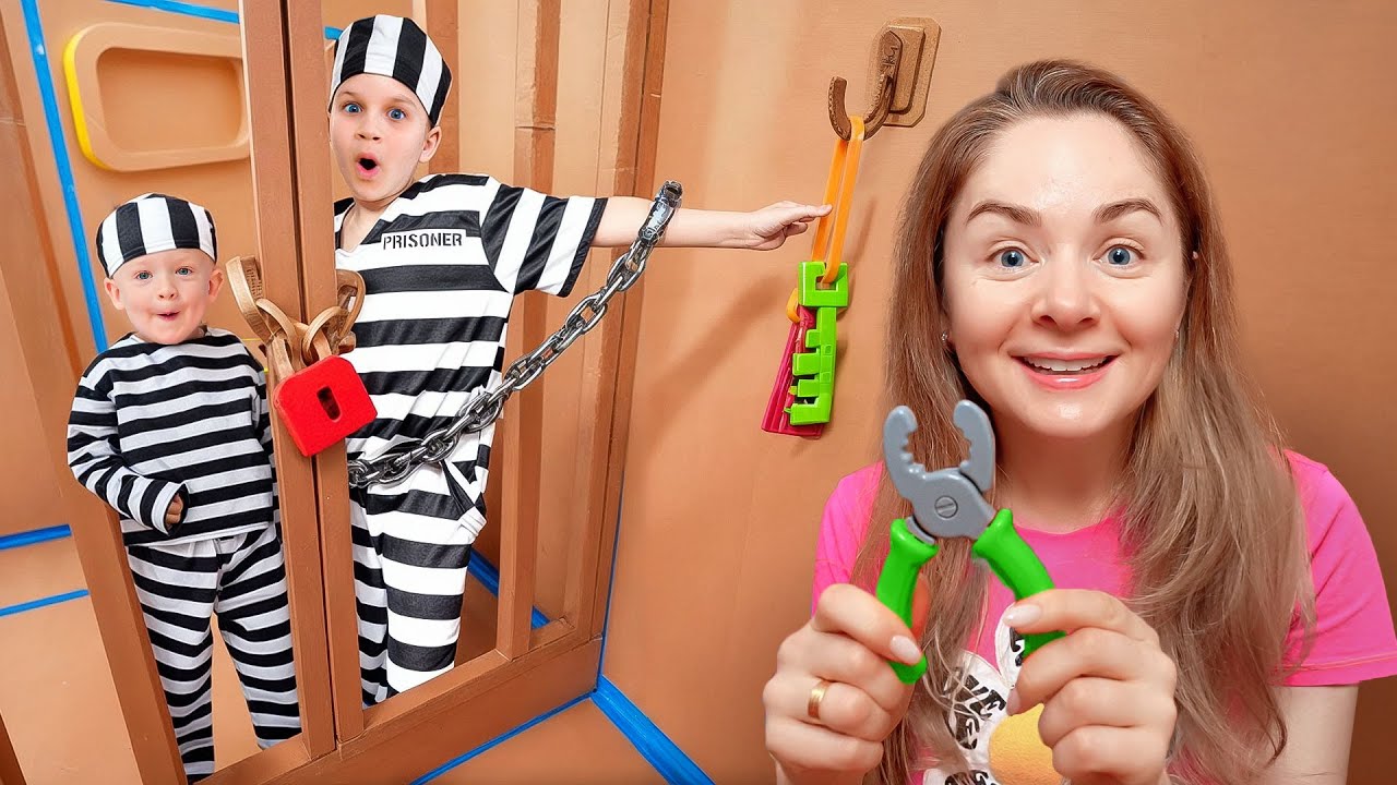 Giant Cardboard Maze Challenge